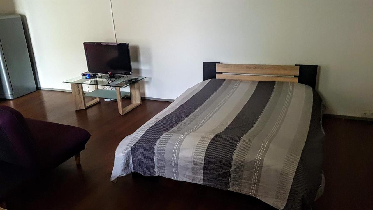 Grand Studio Et Jolies Chambres A Louer Passins 외부 사진
