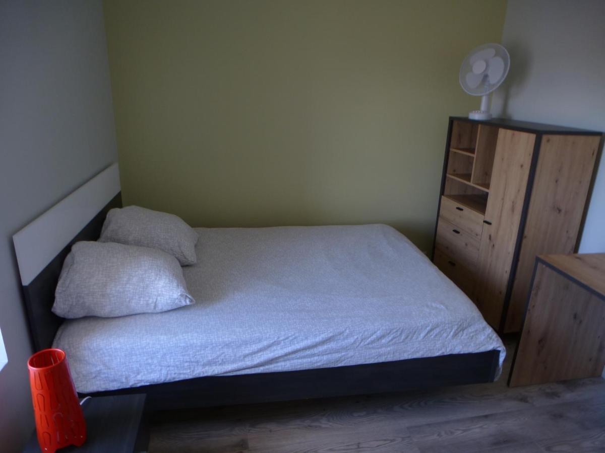 Grand Studio Et Jolies Chambres A Louer Passins 외부 사진